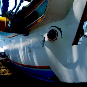 Barque de pêche décorée à Bali - Bali  - collection de photos clin d'oeil, catégorie clindoeil